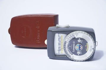 Gossen Lunasix 3 con astuccio. Compteur de lumière