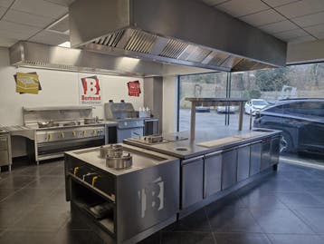 Professionele dampkap – verkoop &amp; installatie, Ophalen of Verzenden, Nieuw in verpakking, Inox Meubilair