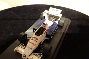 SMTS 1:43 - Modelauto - Toleman TG184, Hobby & Loisirs créatifs