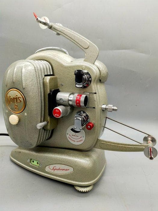 Noris 8 Synchroner Filmprojektor mit Zubehör und Koffer –, Verzamelen, Foto-apparatuur en Filmapparatuur