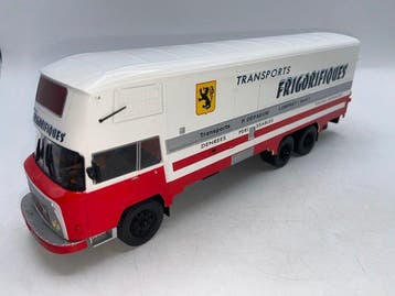 Hachette, IXO 1:43 - Model vrachtwagen (5) - Collectie, Nieuw