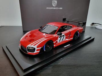 Spark 1:18 - Voiture de course miniature - Porsche 935 (991)
