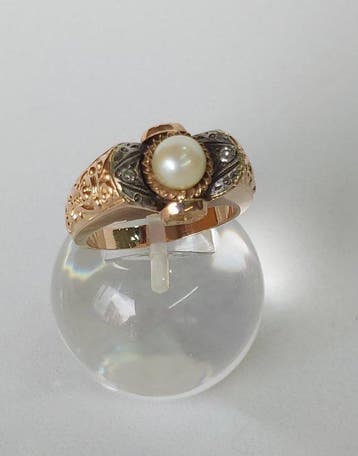 Bague - 19,2 carats Or jaune Perle - Diamant