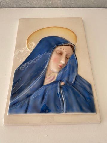 Amba - Relieftegeltje van geglazuurd keramiek in reliëf -, Antiek en Kunst
