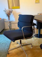 Vitra - Charles & Ray Eames - Stoel - EA 208 Softpad -