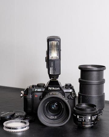 Nikon F301 SLR Camera Set + 3 Lenses, Flash, Case &, Nieuw