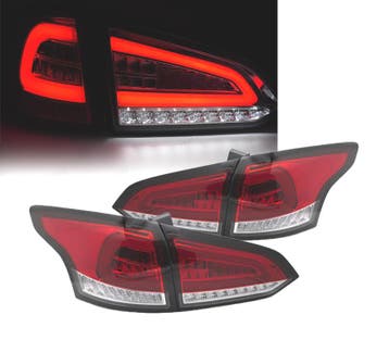 FEUX ARRIÈRE POUR FORD FOCUS MK3 SW 11-18 LED ROUGE BLANC, Autos : Pièces & Accessoires, Verzenden