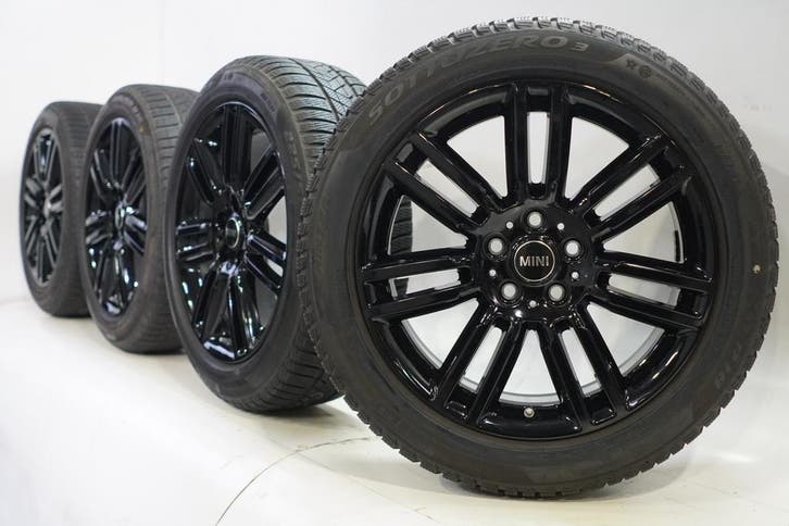 Mini Countryman F60 532 18 inch velgen Pirelli Runflat Winte, Autos : Pièces & Accessoires, Pneus & Jantes, Enlèvement ou Envoi