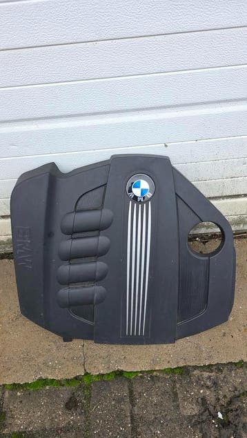 Cache moteur BMW E84 E83 E81 E87 E88 E90 E60 E92 E91 E93 E60, Ophalen