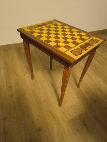 Kabinet - Hout - mobiele dame