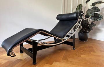 Cassina - Le Corbusier, Charlotte Perriand, Pierre Jeanneret
