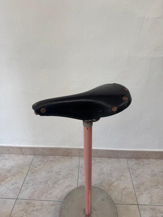 Zanotta - Achille Castiglioni, Pier Giacomo Castiglioni -, Antiek en Kunst, Antiek | Meubels | Stoelen en Sofa's