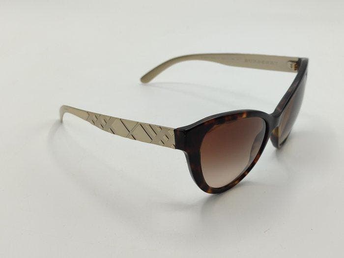 Burberry - B4220 - Lunettes de soleil, Bijoux, Sacs & Beauté, Lunettes de Soleil & Lunettes | Femmes