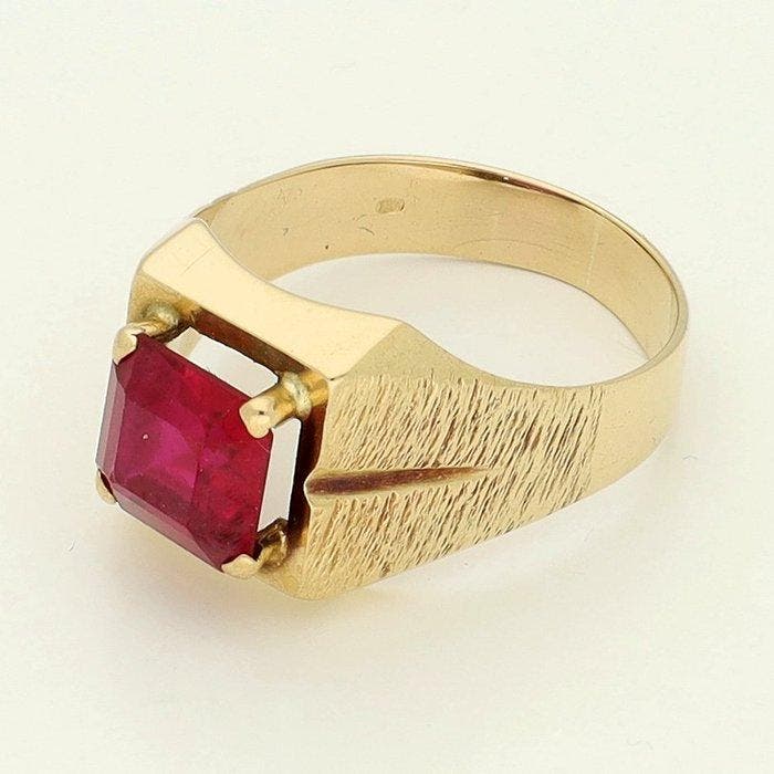 Bague - 18 carats Or jaune Rubis, Bijoux, Sacs & Beauté, Bagues