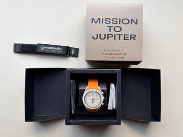 Omega x Swatch - MoonSwatch - Mission to Jupiter - Sans prix, Bijoux, Sacs & Beauté