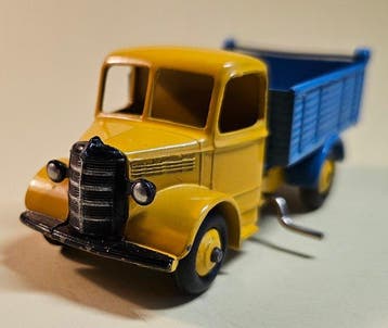 Dinky Toys 1:43 - Camion miniature - 410 Bedford End Tipper, Nieuw