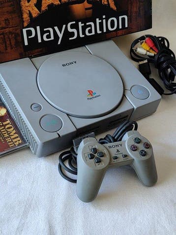 Sony - 30anniversary Playstation+TombRider -