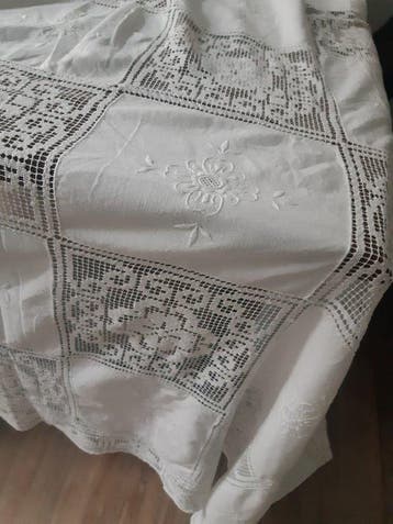 Couvre-lit - 250 cm - 250 cm - Dentelle au filet et broderie