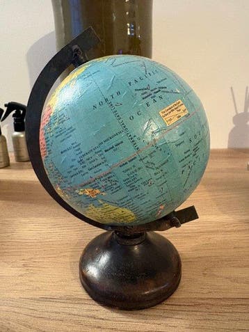Globe - 1980-1990, Antiek en Kunst