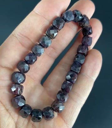 Granaat Sieraden - Hoogte: 8 mm - Breedte: 19.5 cm- 38 g -