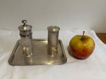 Christofle - Zout- en pepervaatjes - Geribbelde model -