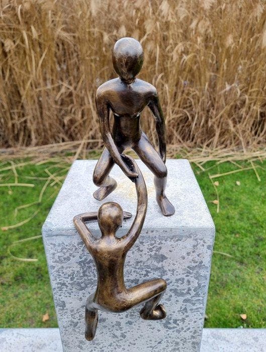 sculptuur, De helpende hand - 45 cm - Brons, Antiek en Kunst, Curiosa en Brocante