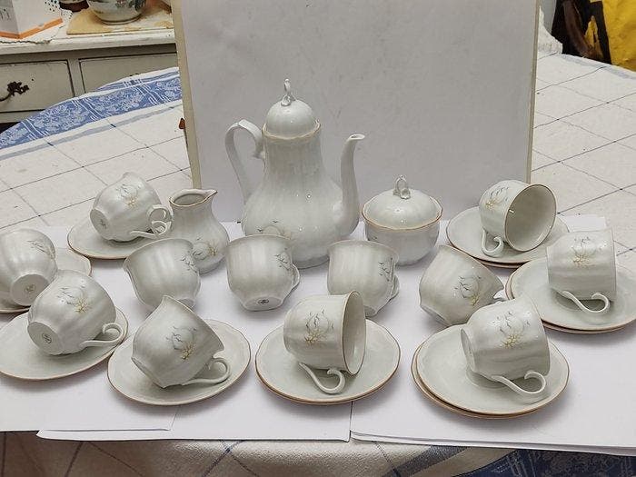 Bavaria Schirnding - Theeservies (27) - Porselein, Antiquités & Art, Antiquités | Meubles | Tables