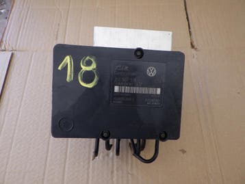 Volkswagen Touareg I ABS pomp 7L0614111H, Verzenden