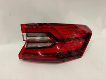 Skoda Kodiaq II 24- rechter achterlicht LED Europa, Verzenden, Gebruikt
