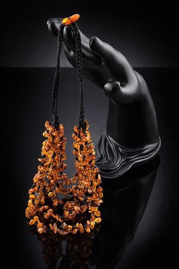 Ambre - Baltic Amber Layered Chip Necklace – Luxurious