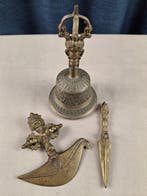 3 objets rituels tibétains - Bronze - Népal - Fin du XXe, Antiquités & Art