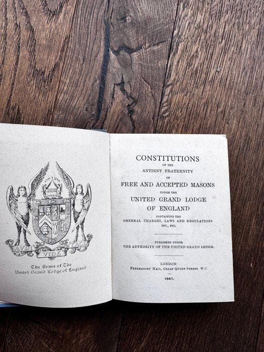 Major Sir Thomas Lumley-Smiths - United Grand Lodge Of, Collections, Objets militaires | Général