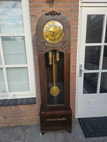 horloge de parquet - - Laiton laqué, Chêne - 1910-1920 -