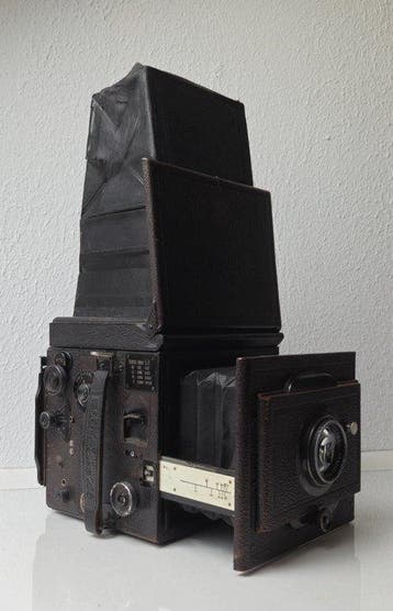 ICA (Internationale Camera Actiengesellschaft) Reflex Typ