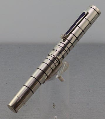 Omas - edizione limitata 100 anni di radio QLS sterling