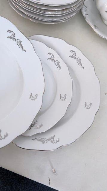 H&C Chodau - Tafelservies (35) - Porselein - Voor 9 personen