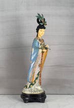 Figuur - Large Cloisonné courtesan - Verguld brons, Bot -