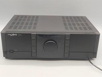 Grundig - Beeldende Kunst V 1 Solid state geïntegreerde