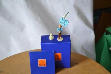 Moulinsart - Tintin - Tintin et Milou  Vive la Paix