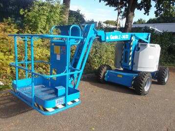Kniktelescoophoogwerker Genie Z34/22 Werkhoogte 12,52 m