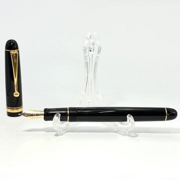 Pilot - Custom 74 - Black & Gold - 14K Gold No.5 Nib -, Nieuw