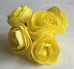 Camelia Ranonkel Yellow Neon Foambloem doos 30 stuks, Nieuw