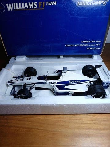 Minichamps 1:18 - Modelauto - Williams BMW FW22 Launch Car