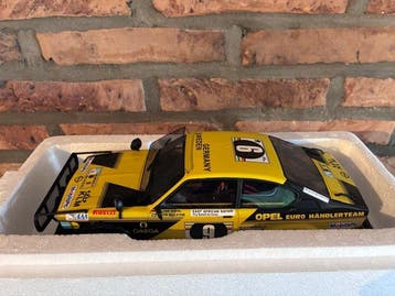 Otto Mobile 1:18 - Model raceauto - 1976 - Opel Kadett GTE -