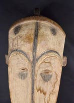 Ngil - Giftand - Gabon