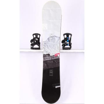 155 snowboard NITRO PRIME RAW 2025, Black/grey, FLATout/ROCK, Sport en Fitness, Verzenden, Gebruikt