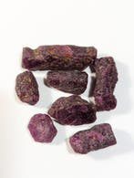 104,65 ct - Prachtige partij zeldzaam korundum, variëteit