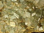 Grenat de grande qualité, variété Topazolite. Cristaux sur