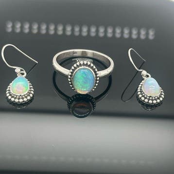 Zilver - 2-delige sieradenset - Oorbellen-Ring - Opaal