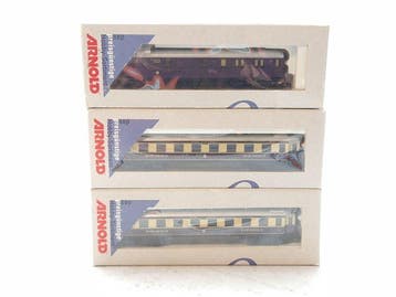 Arnold N - 5801/5802/5803 - Modeltrein personenwagen (3) -, Nieuw